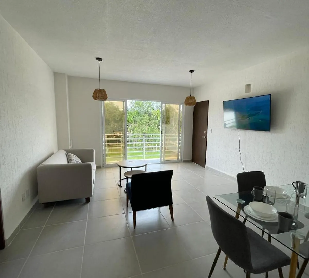 Apartment With 3 Bedrooms, Ac, Pool And Clubhouse Playa del Carmen
